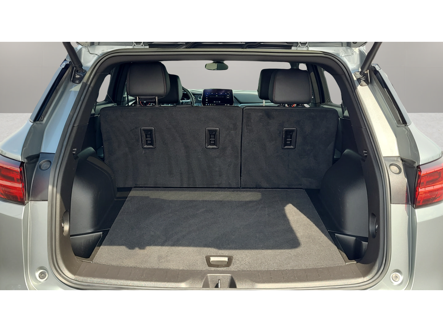 Used 2025 Chevrolet Blazer RS FWD image 25