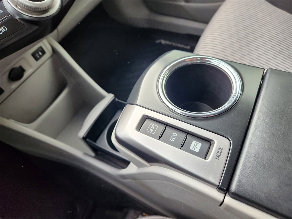 Used 2015 Toyota Prius V Five image 22