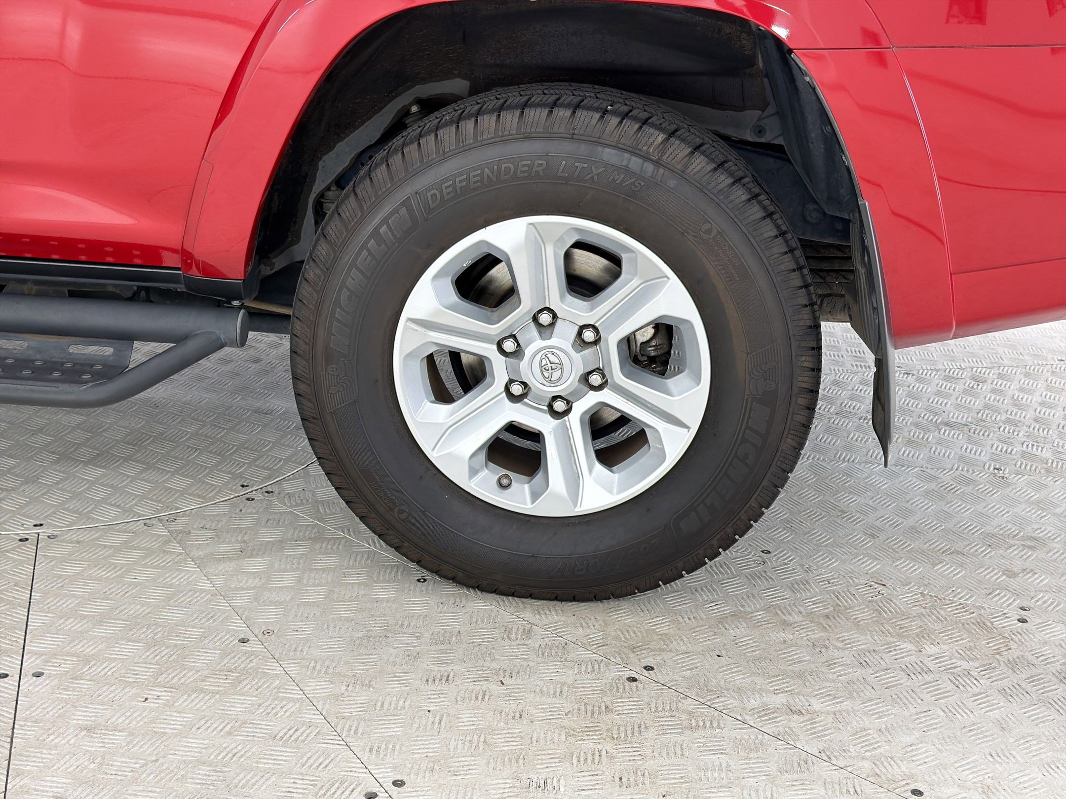 Used 2019 Toyota 4Runner SR5 image 11