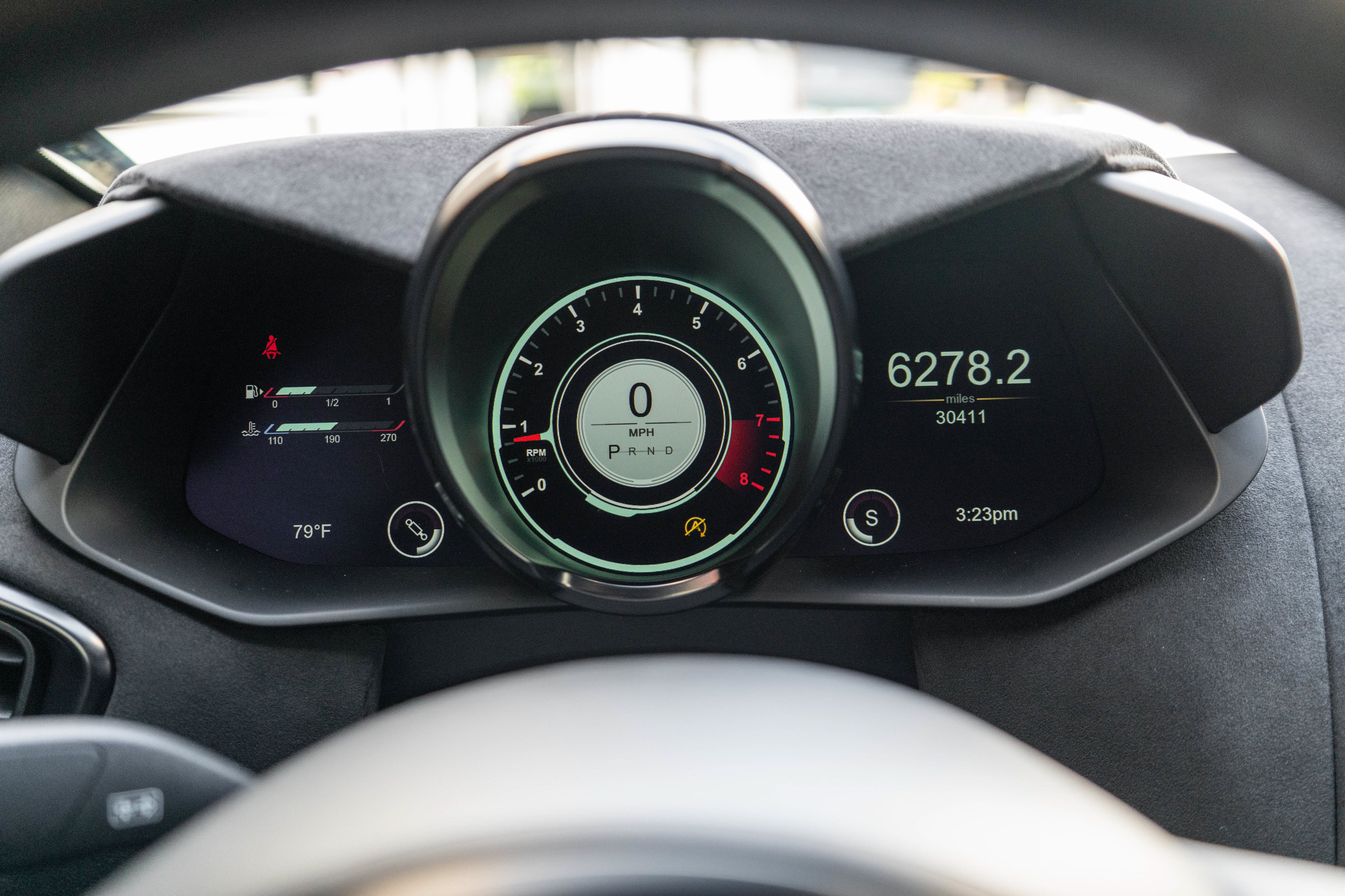 Used 2021 Aston Martin V8 Vantage Coupe RWD image 6