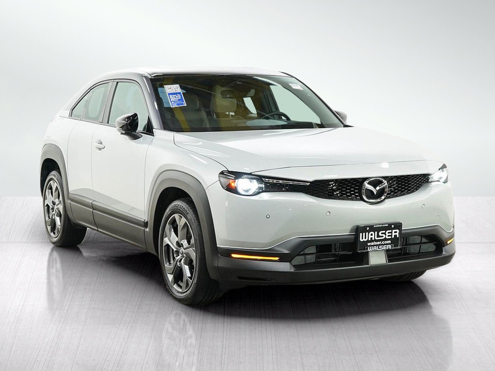 Used 2022 MAZDA MX-30 Electric w/ Premium Plus Pkg FWD image 7