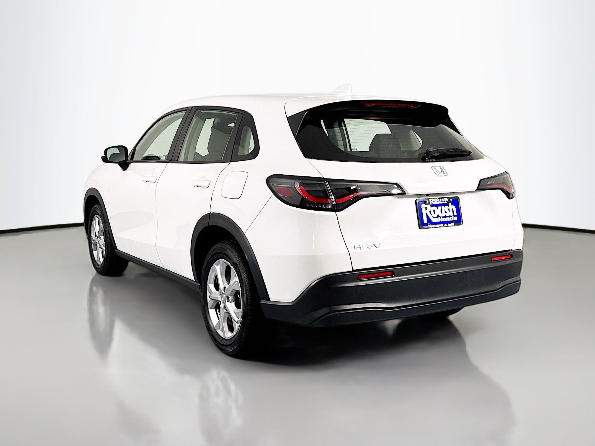 Certified 2023 Honda HR-V LX image 7