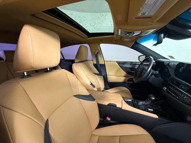 Certified 2024 Lexus ES 300h w/ Premium Package FWD image 30