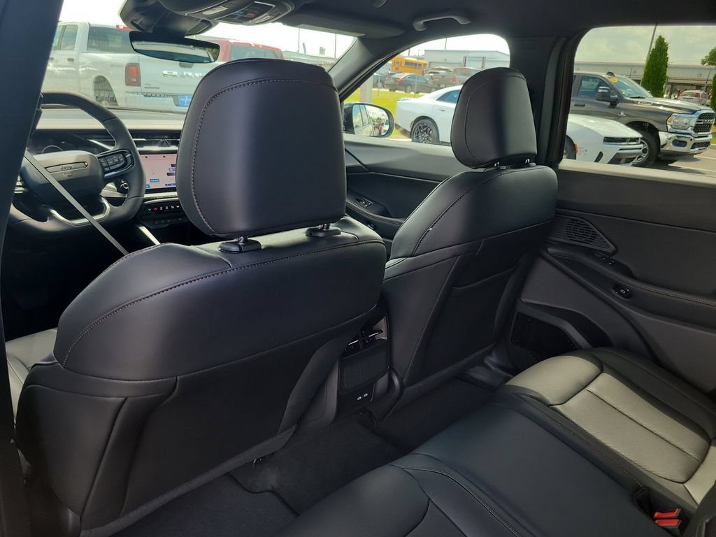 New 2026 Jeep Cherokee Limited AWD/4WD image 16