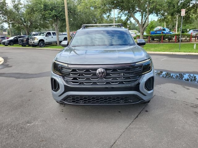 Used 2024 Volkswagen Atlas Cross Sport SE FWD image 5