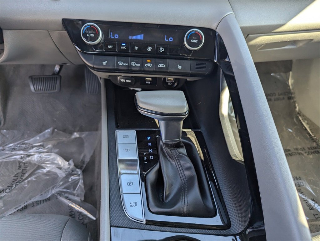 Used 2021 Hyundai Elantra SEL w/ Convenience Package image 24