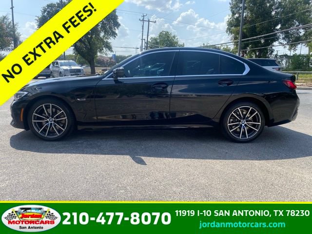Used 2022 BMW 330e RWD image 4