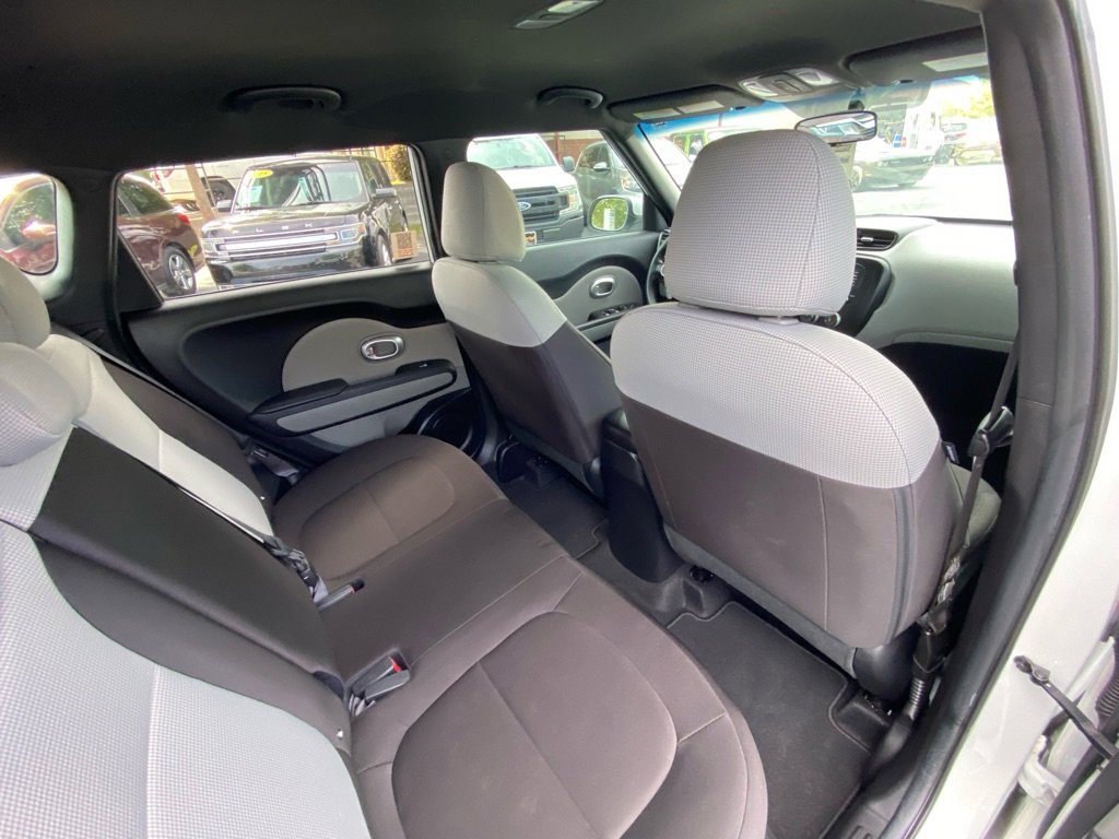 Used 2019 Kia Soul image 38