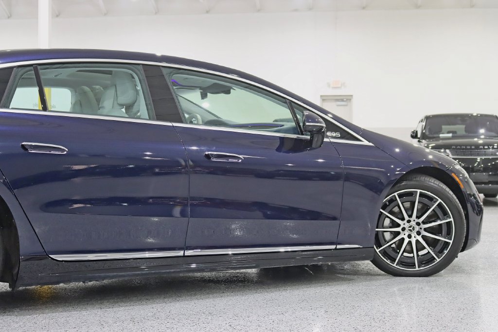Used 2023 Mercedes-Benz EQS 580 4MATIC Sedan image 10