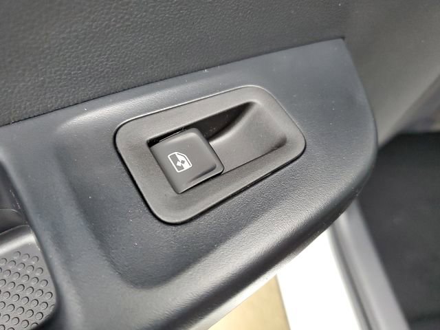 New 2026 Volkswagen Taos SE image 14