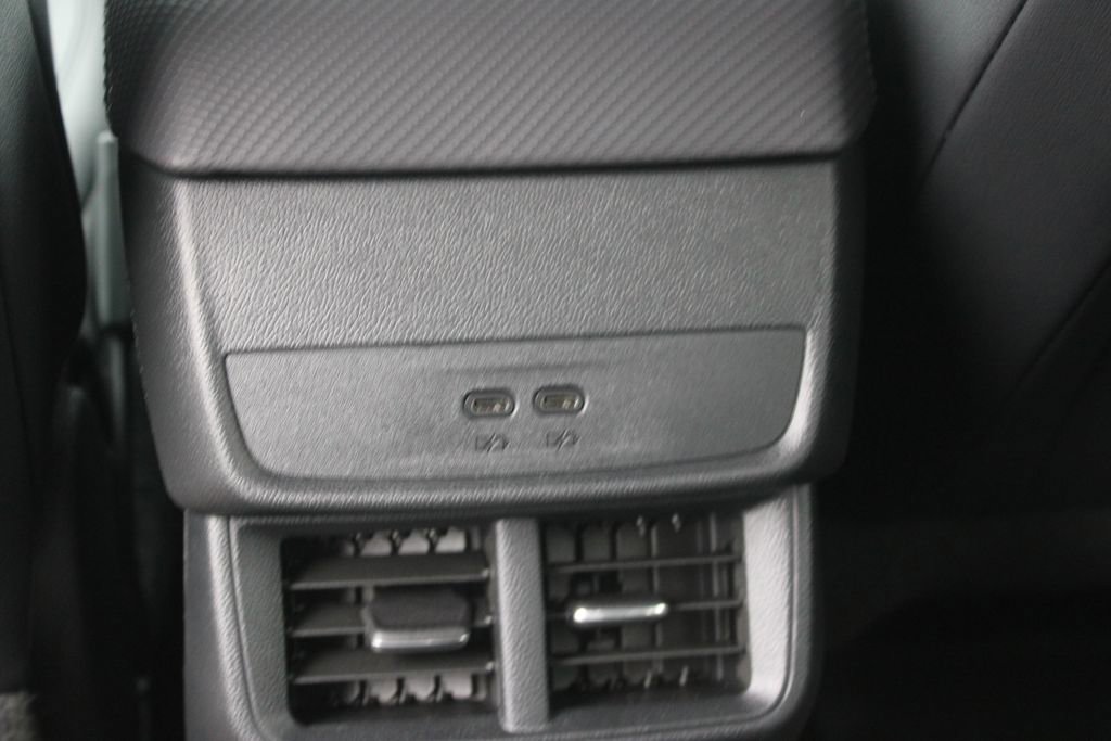 New 2026 Chevrolet Equinox LT FWD image 26