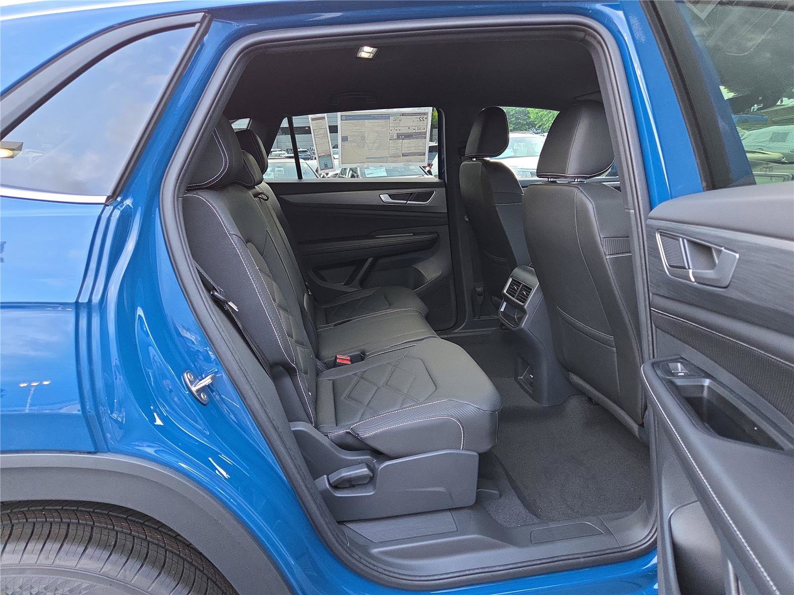New 2026 Volkswagen Atlas Cross Sport SE AWD/4WD image 25