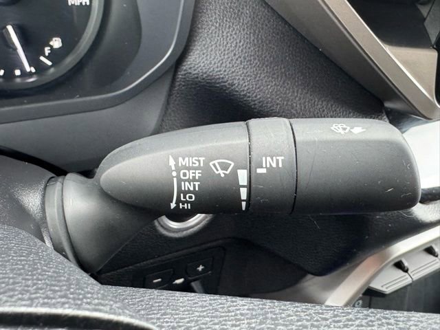 Used 2022 Toyota Tundra SR5 w/ SR5 Convenience Package image 26
