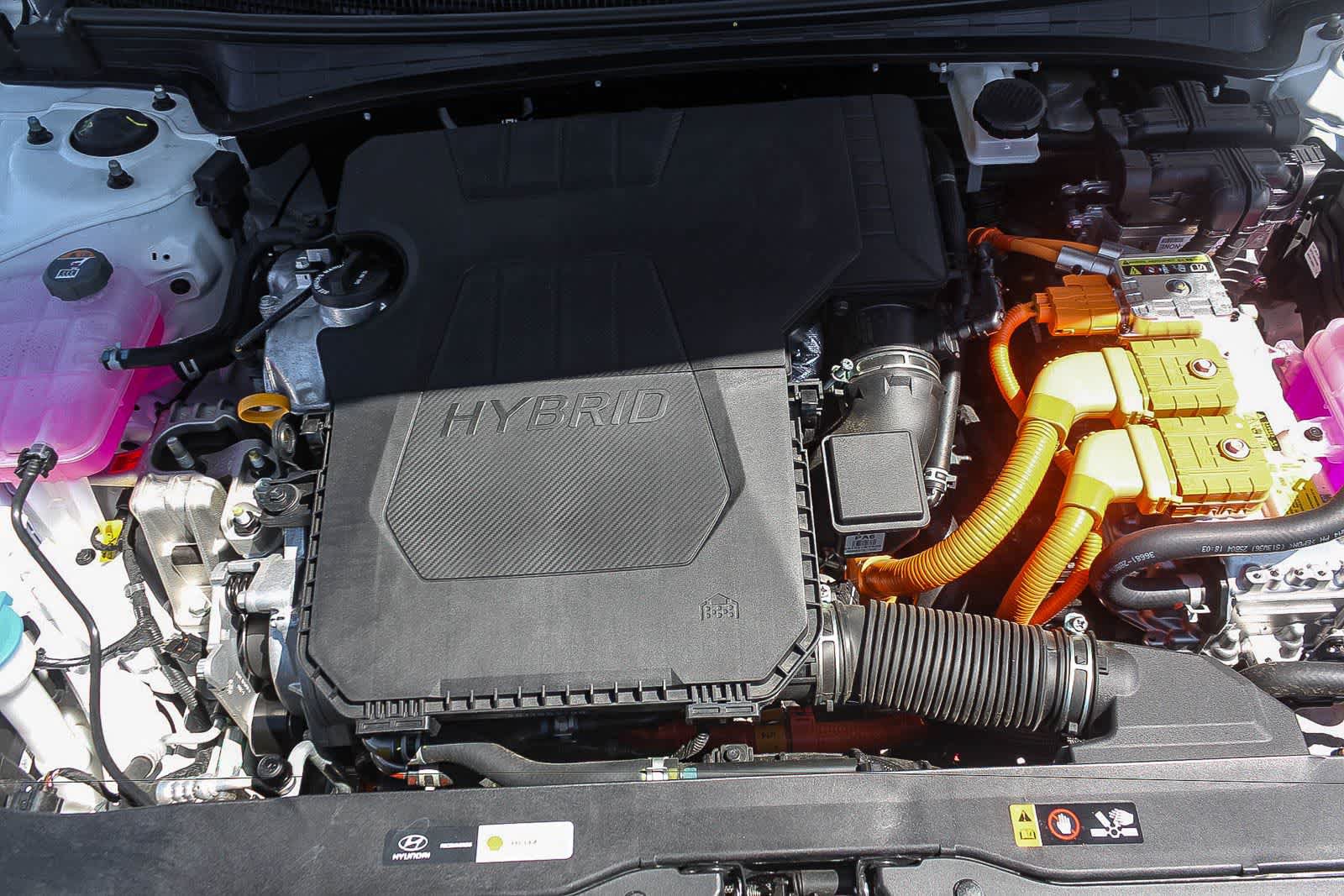 Certified 2025 Hyundai Elantra SEL FWD image 35