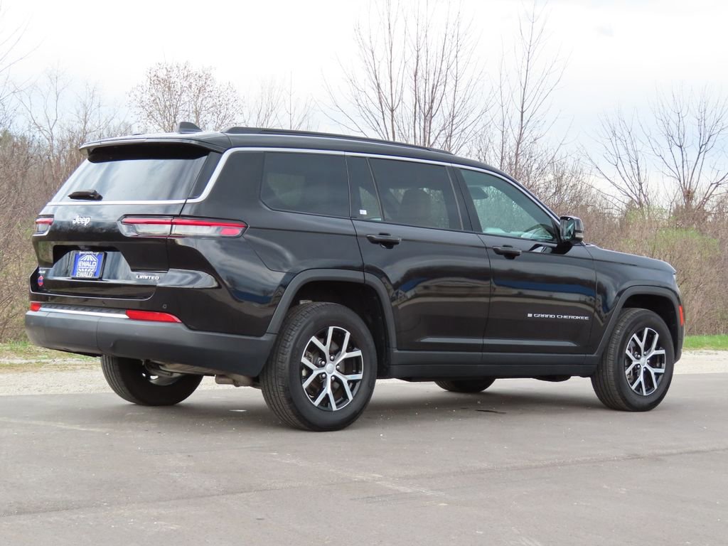 Certified 2024 Jeep Grand Cherokee L Limited AWD/4WD image 3