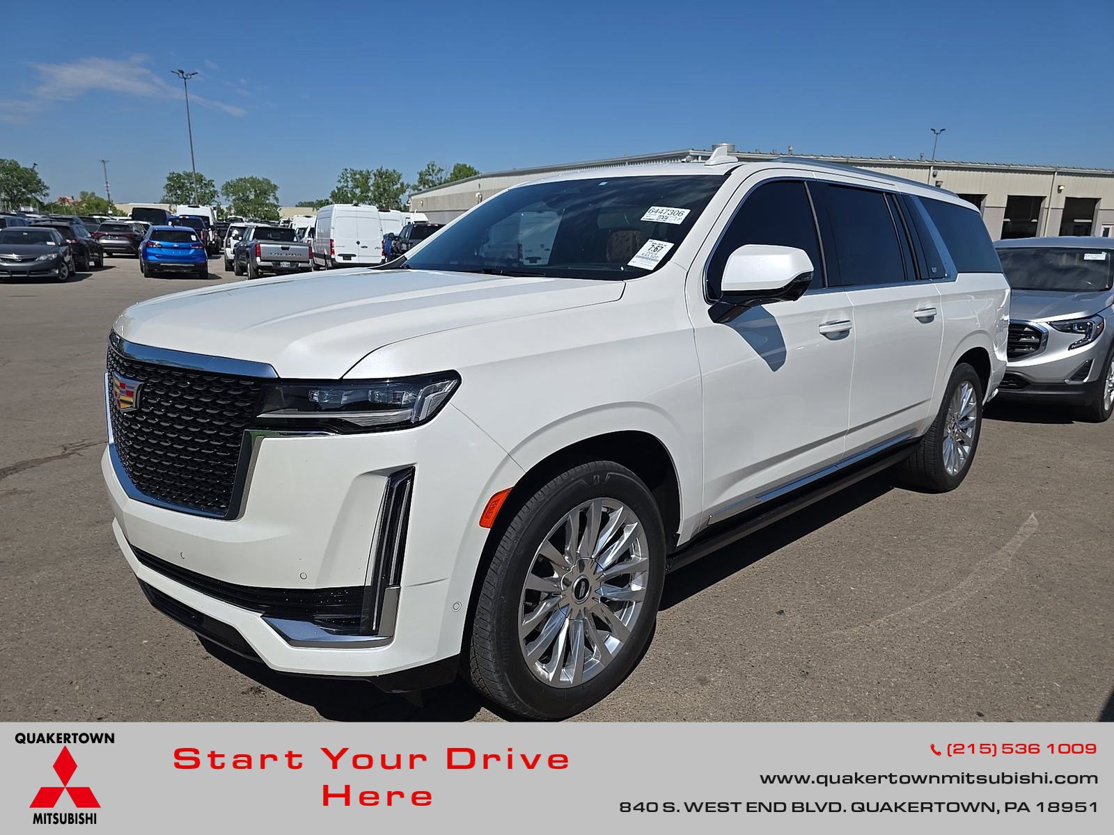 Used 2024 Cadillac Escalade ESV Premium Luxury w/ Performance Package AWD/4WD image 1