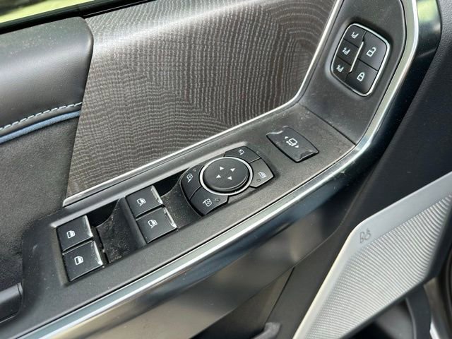 Used 2025 Ford F250 Platinum w/ FX4 Off-Road Package AWD/4WD image 29