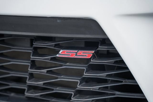 Used 2016 Chevrolet Camaro SS RWD image 12