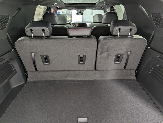 New 2026 Chevrolet Traverse Z71 image 16