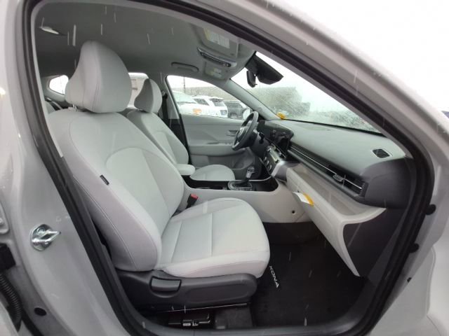 New 2026 Hyundai Kona SE image 15