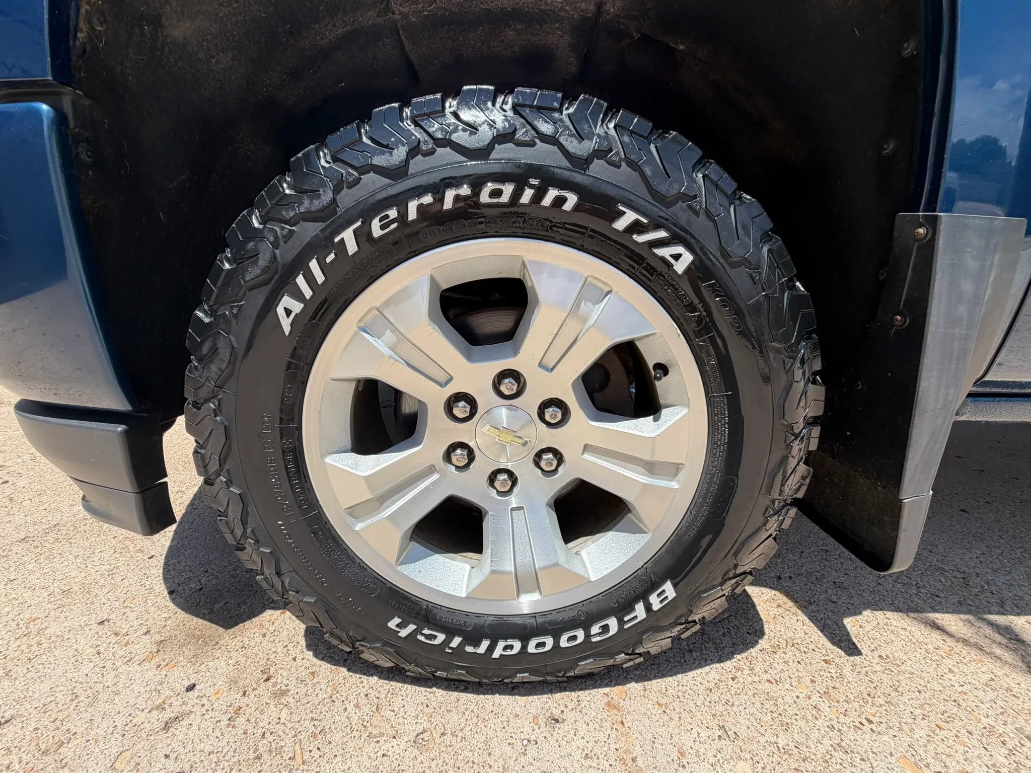 Used 2016 Chevrolet Silverado 1500 LT w/ All Star Edition AWD/4WD image 22