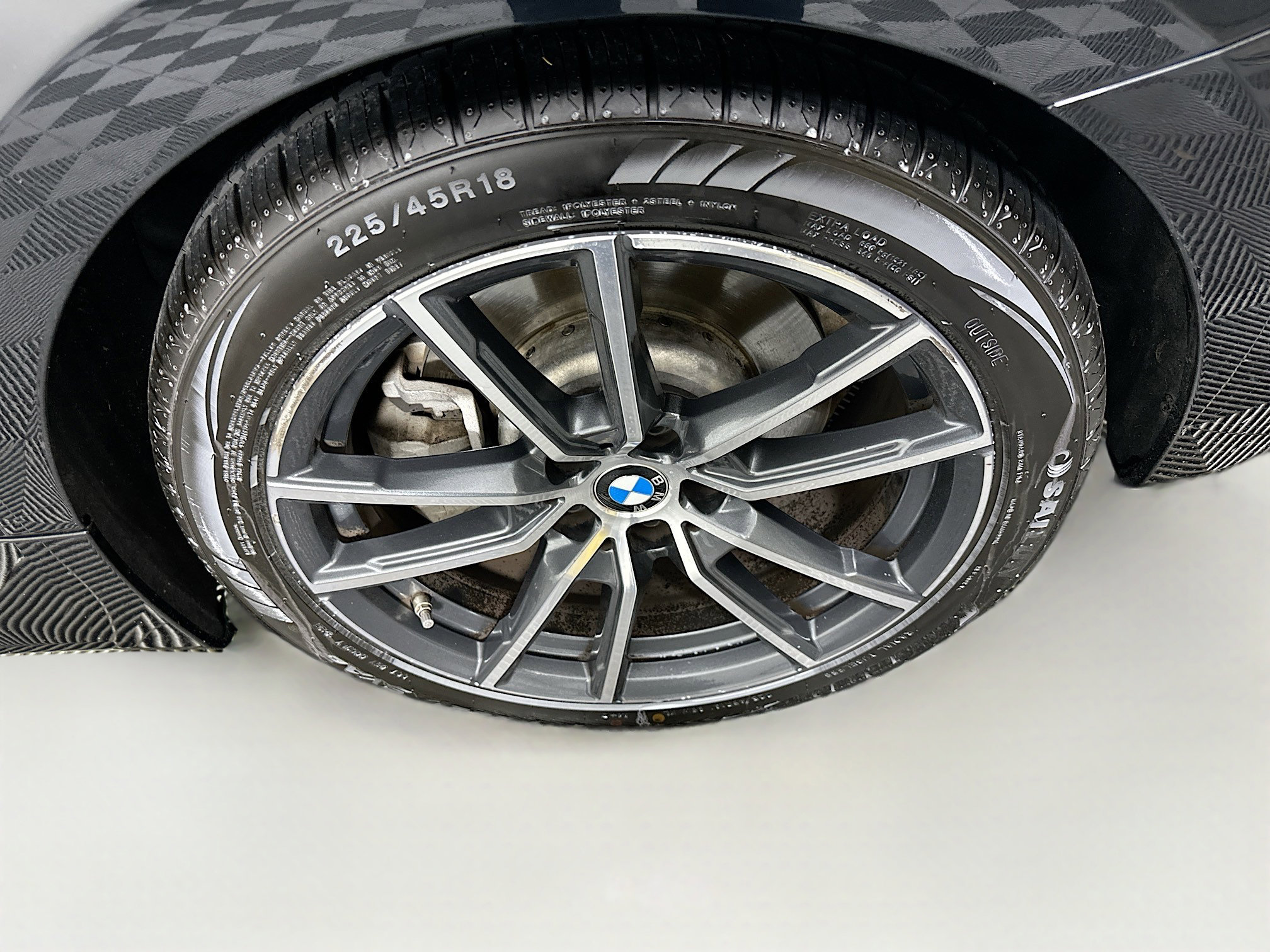 Used 2025 BMW 430i Coupe w/ Premium Package image 11