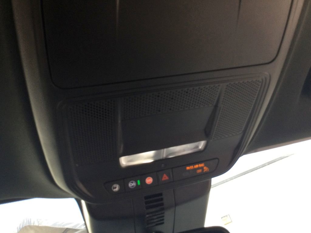 New 2025 Chevrolet Traverse LT w/ Enhanced Driving Package image 37