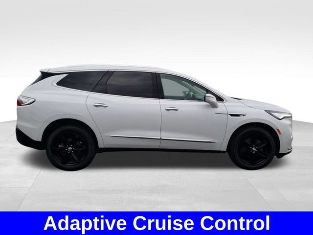 Used 2024 Buick Enclave Essence w/ Sport Touring Edition AWD/4WD image 6
