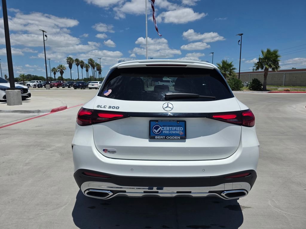 Used 2026 Mercedes-Benz GLC 300 image 6