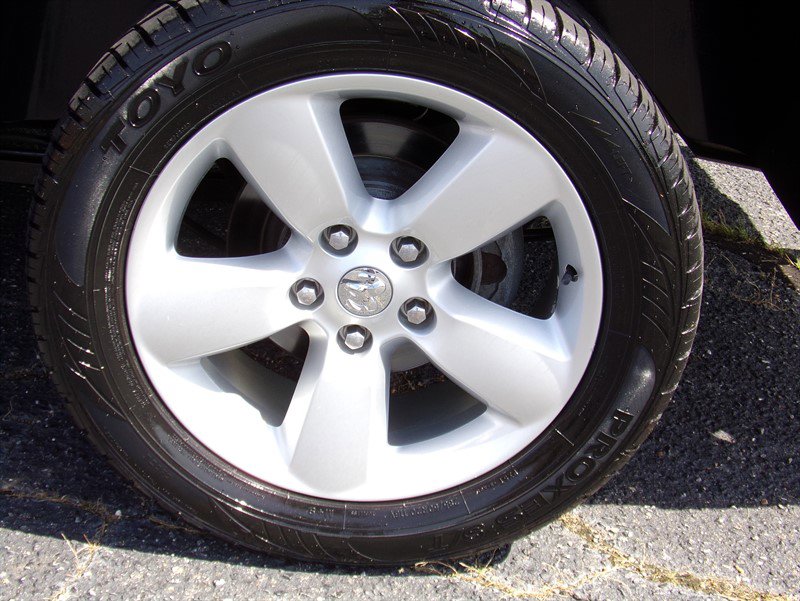 Used 2015 RAM 1500 Express AWD/4WD image 21