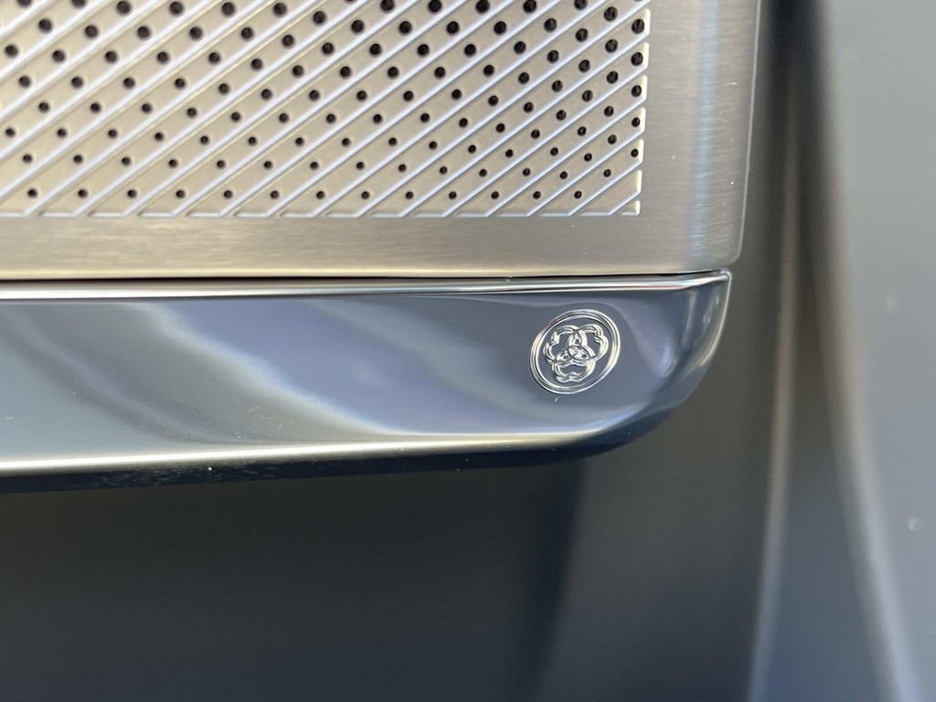 New 2026 Cadillac Vistiq Luxury image 25