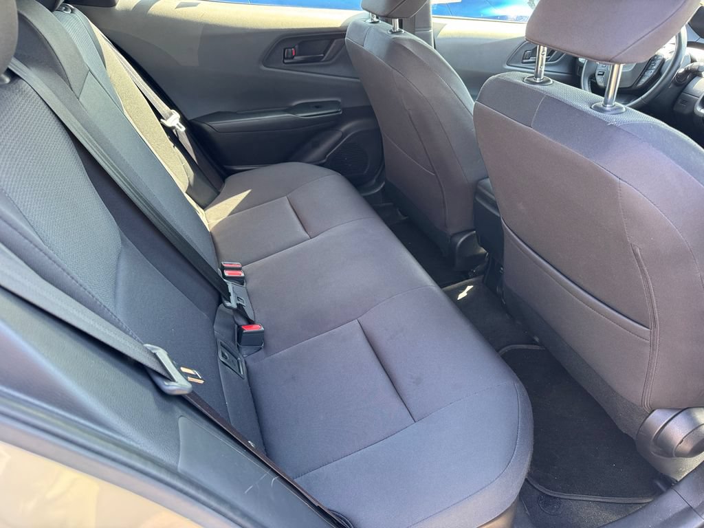 Used 2024 Toyota Prius LE FWD image 7