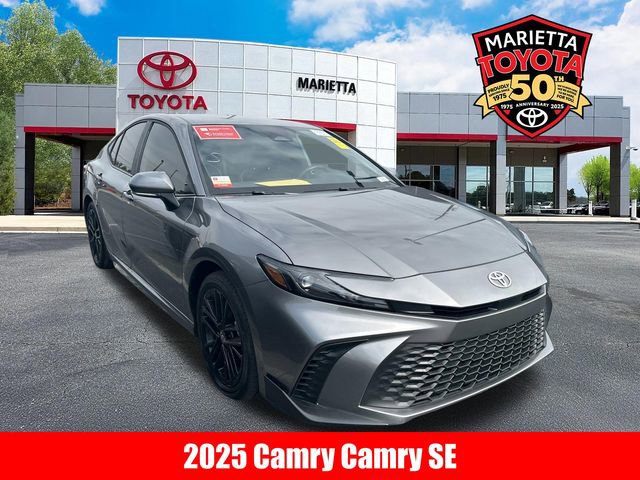 Certified 2025 Toyota Camry SE image 1