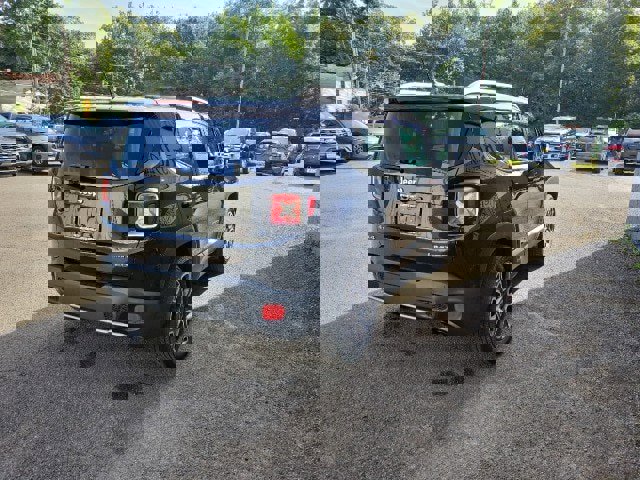 Used 2015 Jeep Renegade Limited image 6