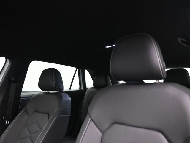 New 2026 Volkswagen Atlas Cross Sport SE image 2