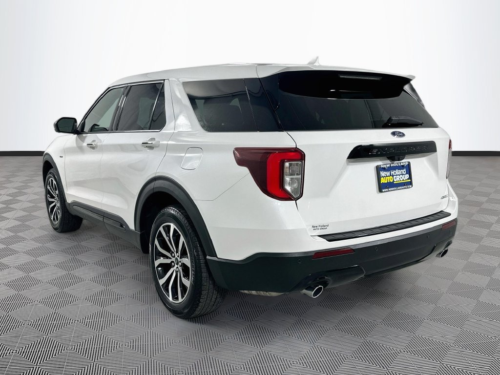 Certified 2022 Ford Explorer ST-Line AWD/4WD image 5