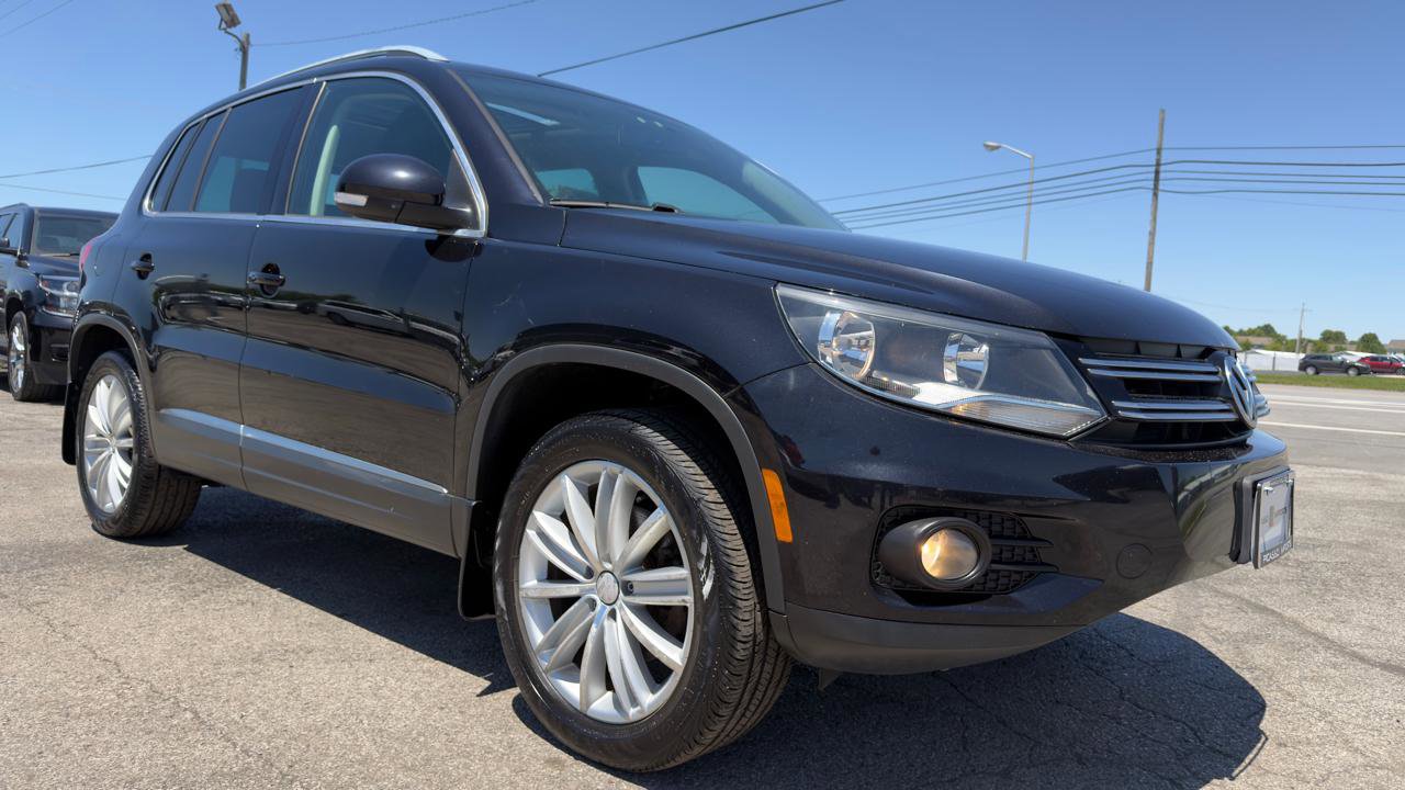 Used 2015 Volkswagen Tiguan SEL AWD/4WD image 13