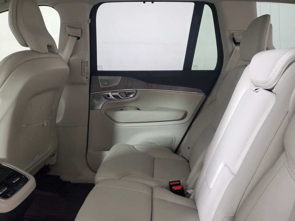 Used 2024 Volvo XC90 B6 Ultimate w/ Protection Package image 14
