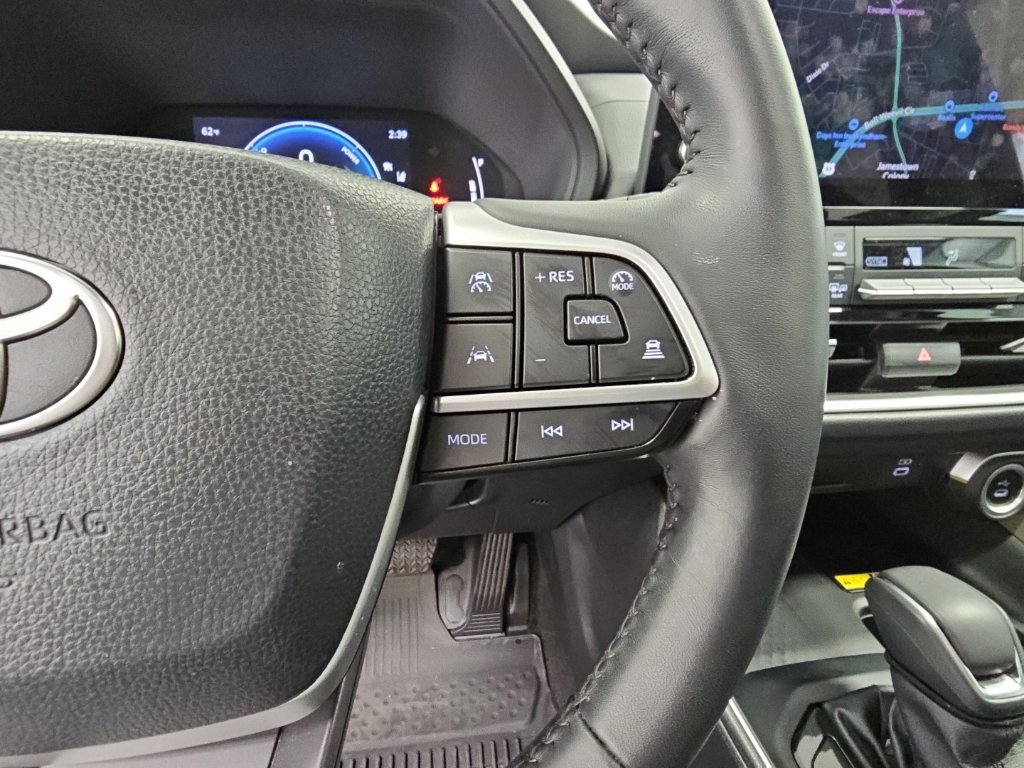 Used 2026 Toyota Grand Highlander XLE FWD image 27