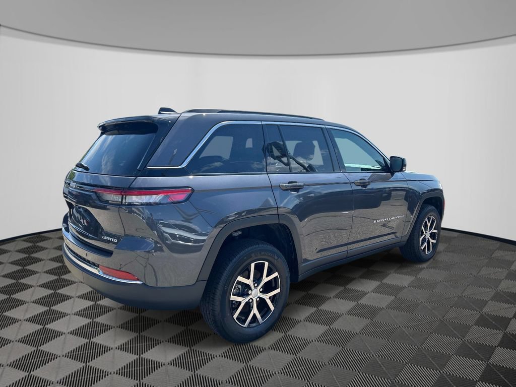 Used 2025 Jeep Grand Cherokee Limited AWD/4WD image 6