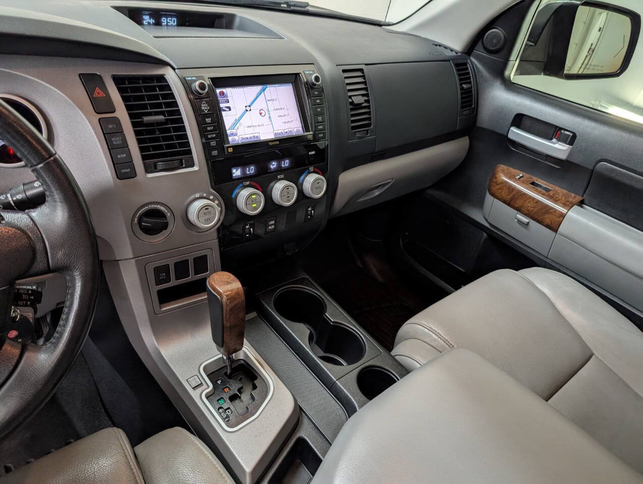Used 2012 Toyota Tundra Limited AWD/4WD image 12