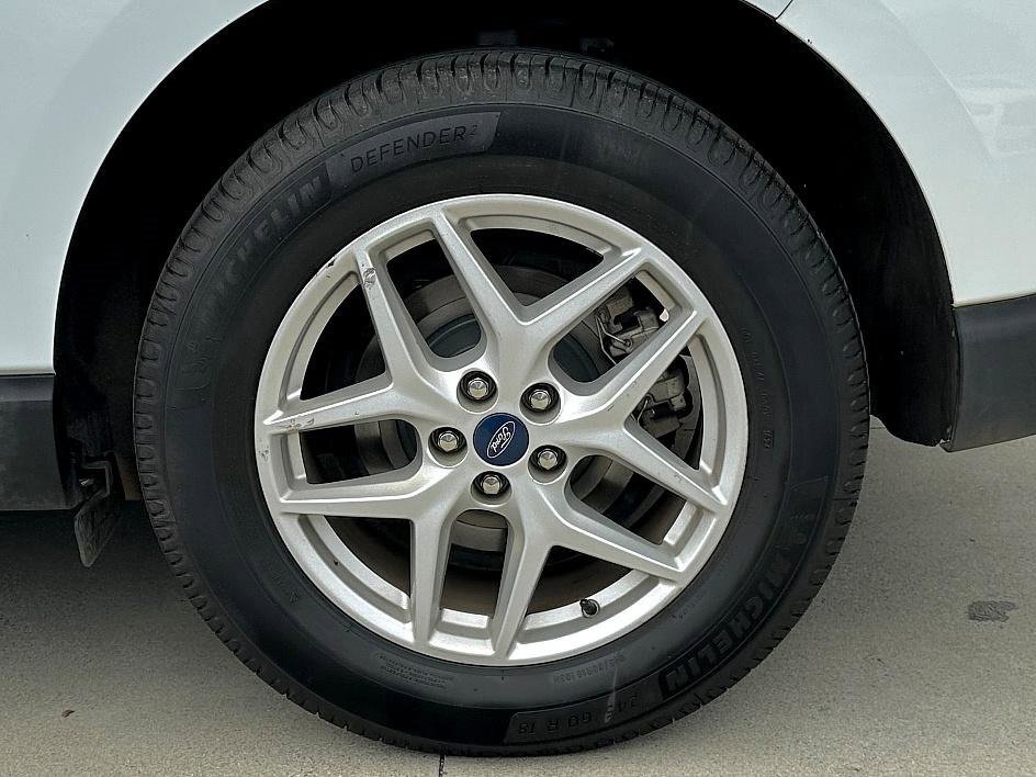 Used 2022 Ford Edge SEL image 12