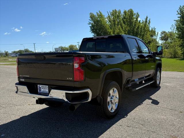 Used 2021 Chevrolet Silverado 3500 LTZ w/ LTZ Premium Package AWD/4WD image 4