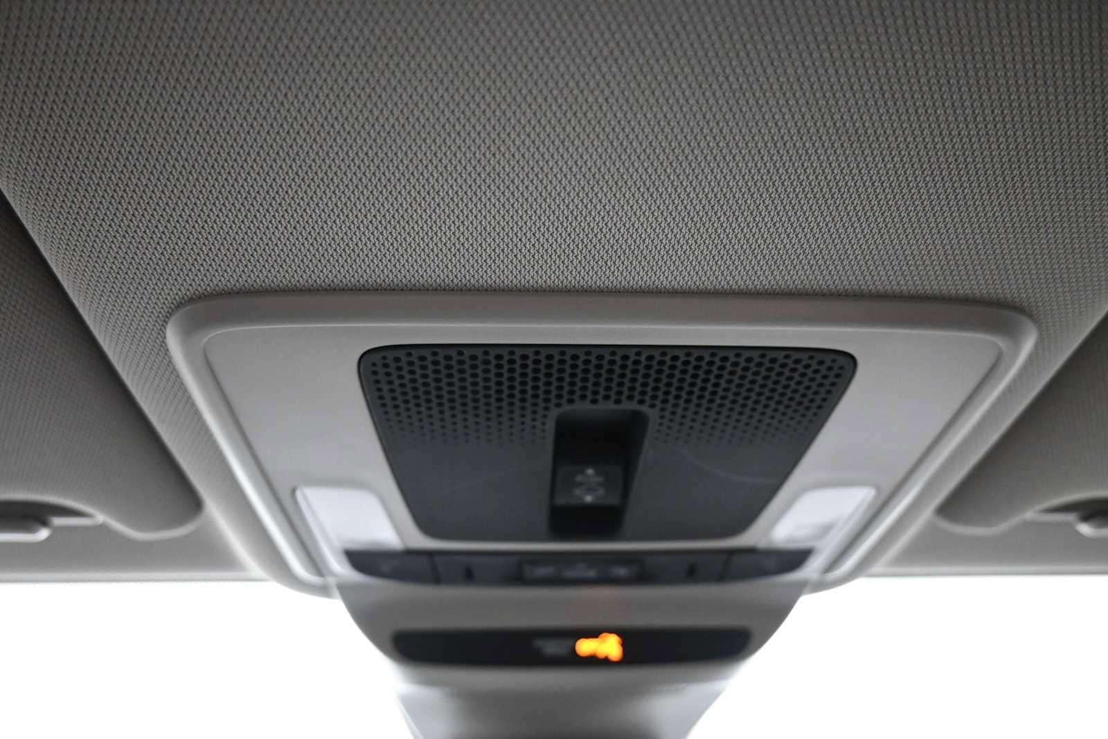 Used 2024 Honda HR-V EX-L image 17