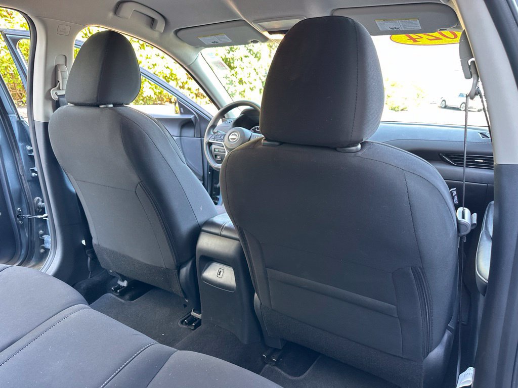 Used 2024 Nissan Sentra SV FWD image 27