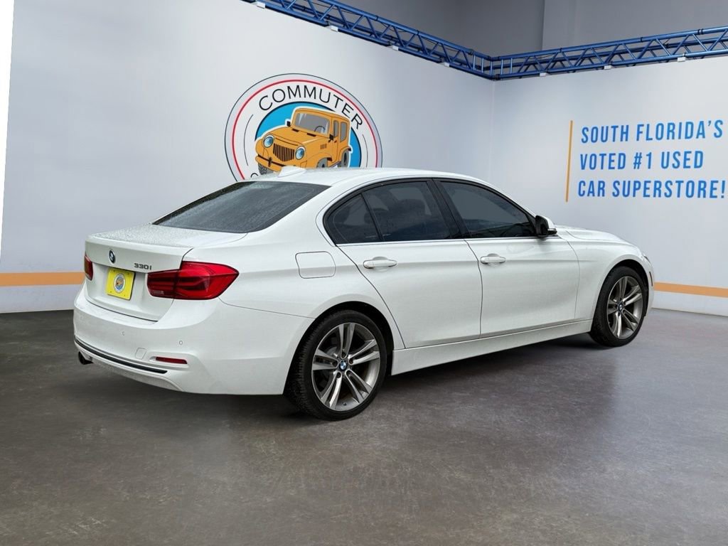 Used 2017 BMW 330i Sedan RWD image 6