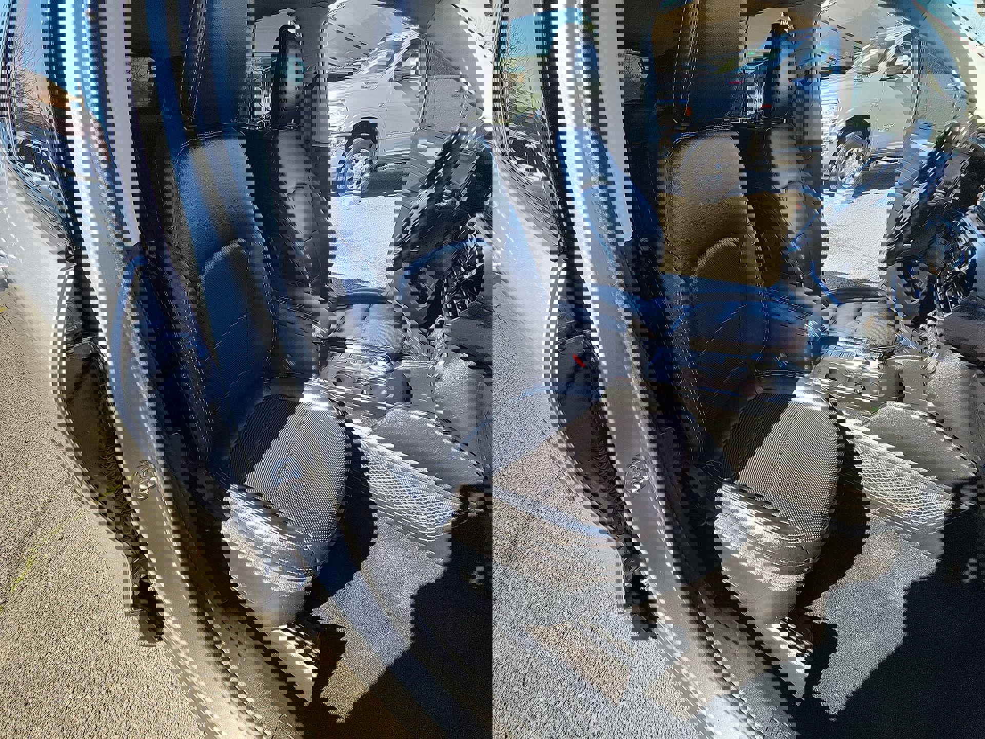 Used 2022 Ford Escape SEL image 25