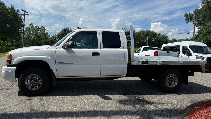 Used 2006 GMC Sierra 2500 SLE w/ Heavy-Duty Power Package AWD/4WD image 14