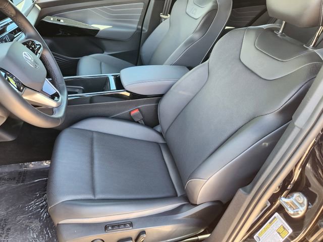 Certified 2023 Volkswagen ID.4 Pro S Plus AWD/4WD image 11