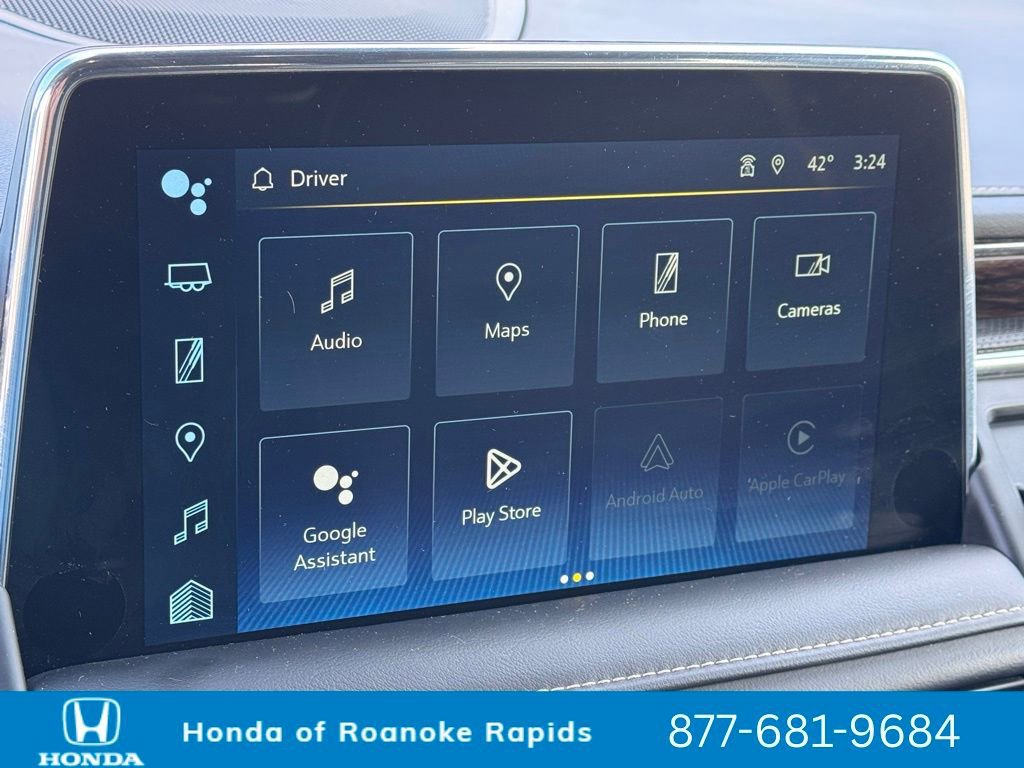 Used 2024 Chevrolet Suburban Premier image 37